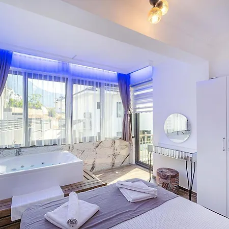 Villa Defnem 2 *
